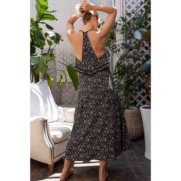 POL Black Small Floral Print V Neck Sleeveless Midi Dress - Picture 4 of 9